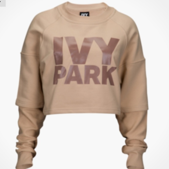 IVY PARK Tops - Ivy park cropped top